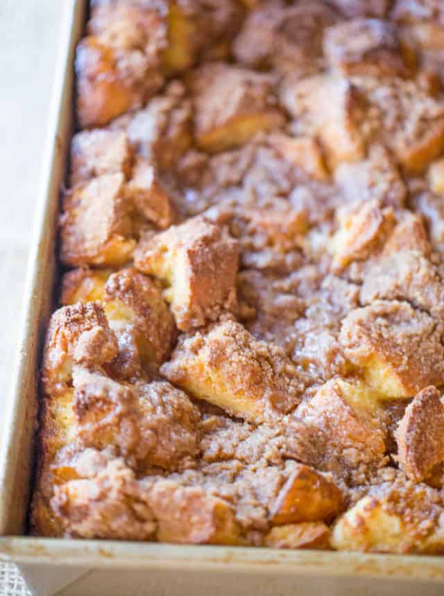 Easy French Toast Bake with no overnight chilling and all your favorite French Toast flavors you can serve to your family or a large crowd. Perfect with warm maple syrup.